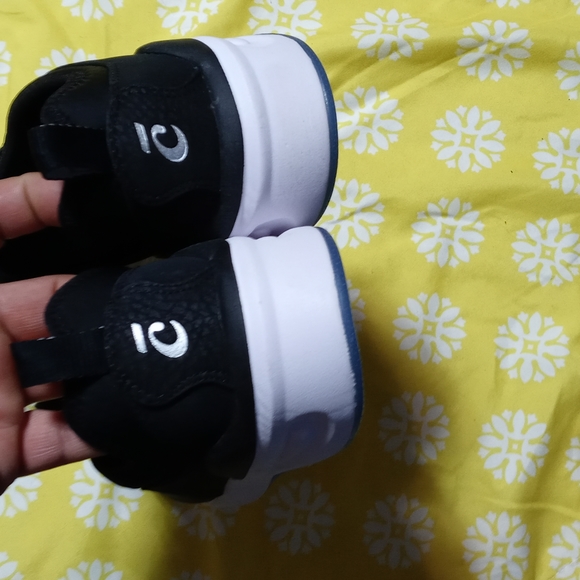 CLOVE Night Shift Core Collection Healthcare Sneakers Size  Various - Picture 6 of 9